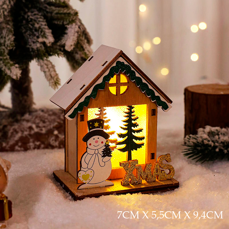 Casa Natalina de Madeira Iluminada