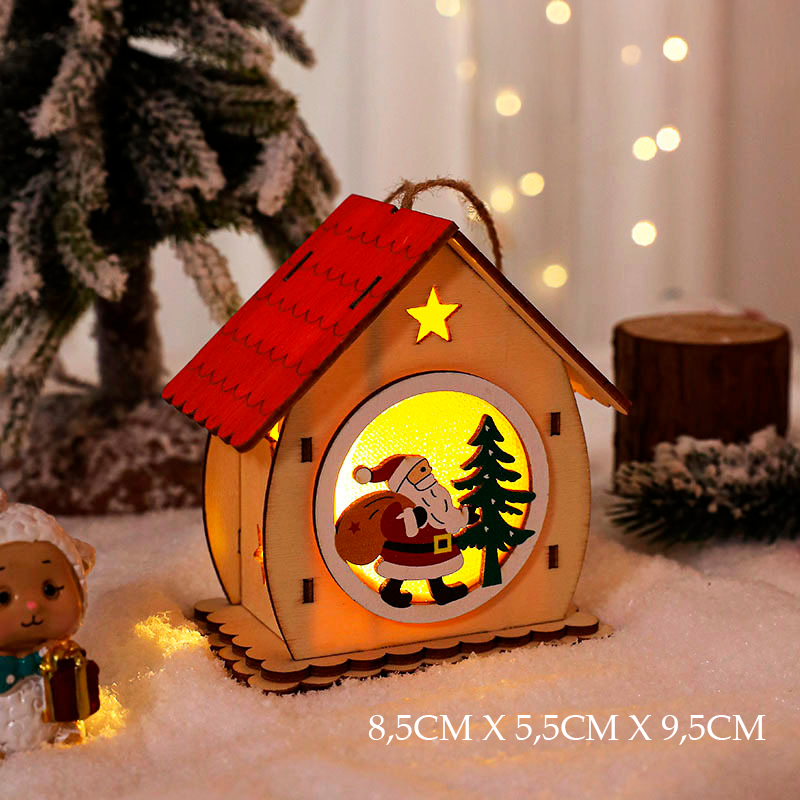 Casa Natalina de Madeira Iluminada